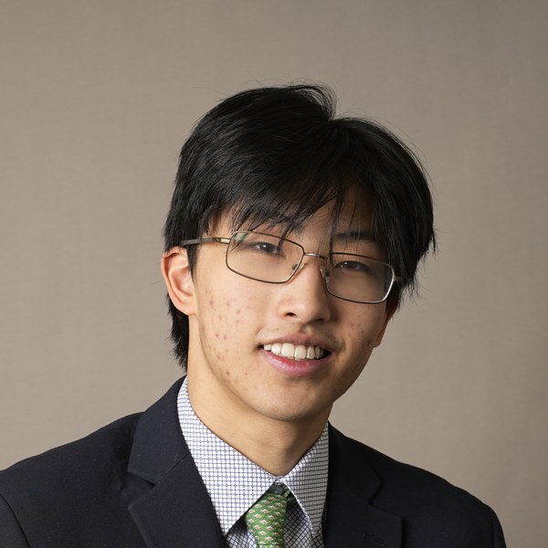 Evan headshot